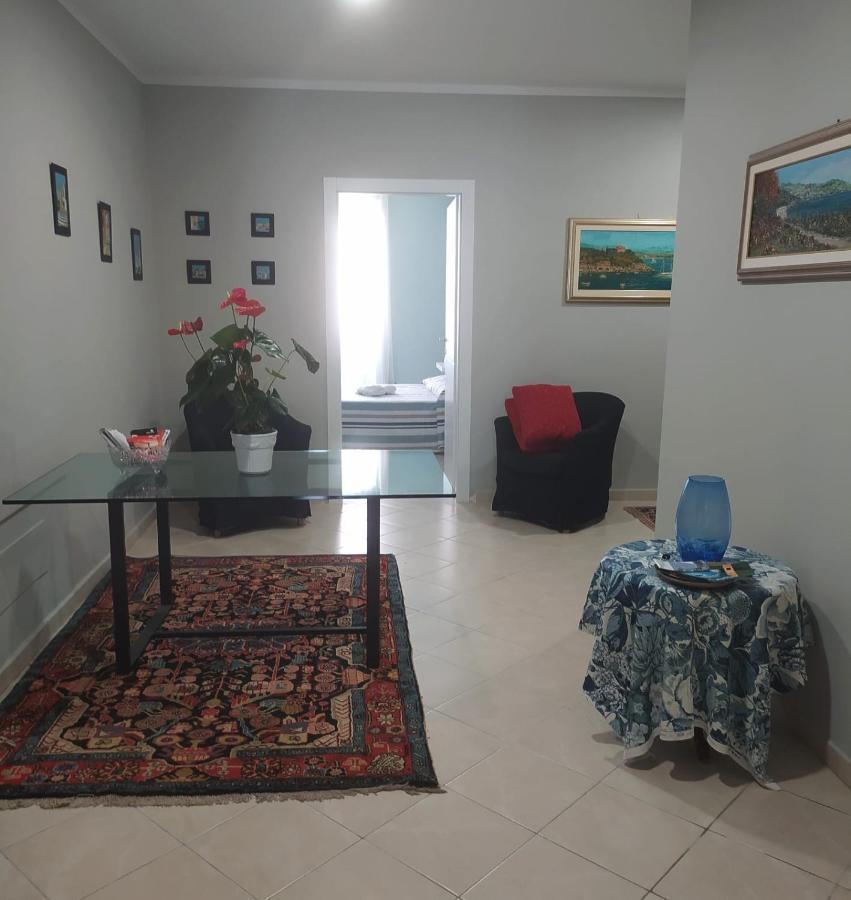 Prie De Mae Hotel Genoa Bagian luar foto